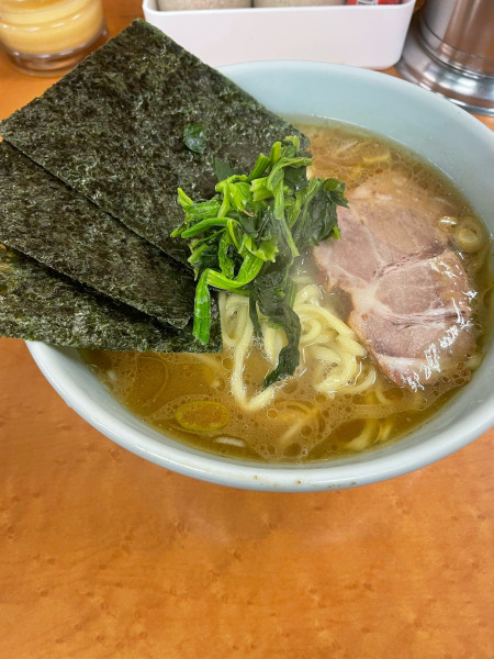 「ラーメン」@横浜ラーメン 町田家 新百合ヶ丘店の写真