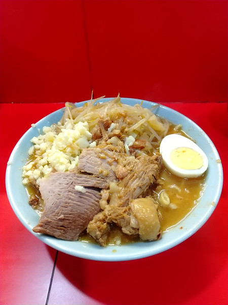 「ラーメン少なめ」@ラーメン富士丸 明治通り都電梶原店の写真