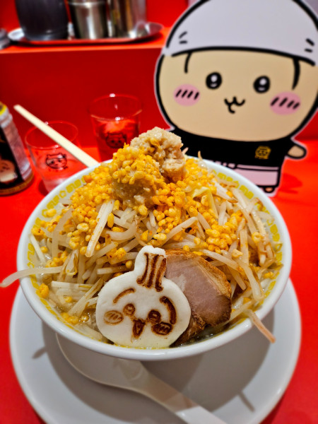 「ラーメン豚大」@ちいかわラーメン 豚 名古屋パルコの写真