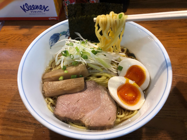 「なか井醤油麺,味玉（990+100=1,090円）」@麺 なか井の写真
