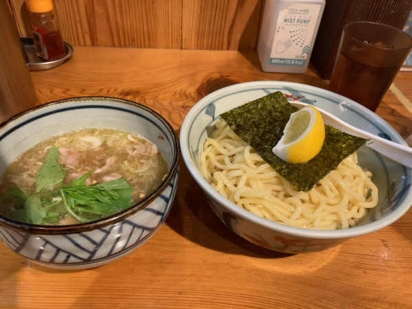 「ガーリック塩豚つけ麺」@麺屋まいどの写真