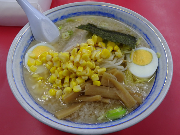 「スペシャルラーメン（1,130円）カラメ・油多め」@MURAYAMAホープ軒 本店の写真