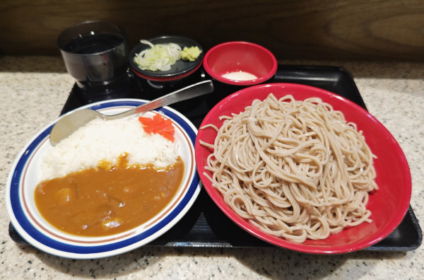 「もりそば大盛（ミニカレーセット）+温玉」@名代 富士そば 神楽坂店の写真
