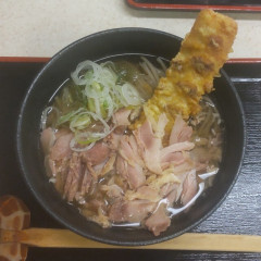 山形の肉そば屋の画像