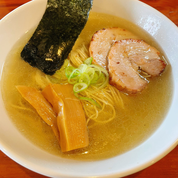 「鶏と鯛かぶとのラーメン 塩 1,000円」@麺＆cafe Coi.Coi.の写真