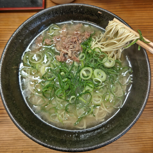「ラーメン(600円)」@五号線沿いの元祖長浜ラーメンの写真