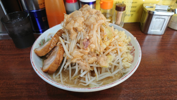 「小ラーメン」@ラーメン 豚んちの写真