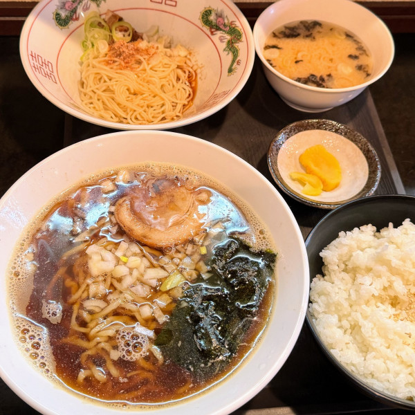 「中華そば 800円＋玉飯朝食ハーフ 450円」@中華そば 春ちゃんの写真