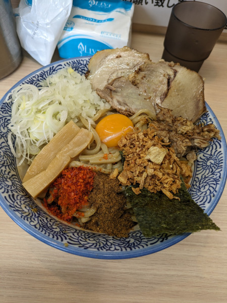 「狼煙まぜそば大盛り」@狼煙 大宮店の写真