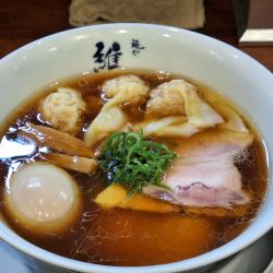 特醤油ラーメン(1300円)