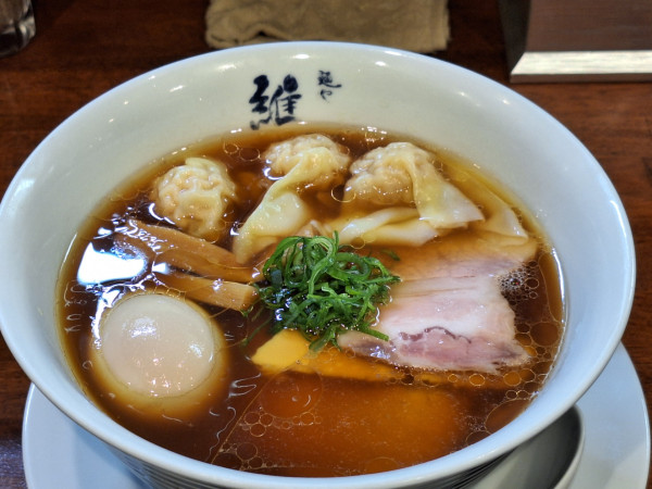「特醤油ラーメン(1300円)」@麺や維新の写真
