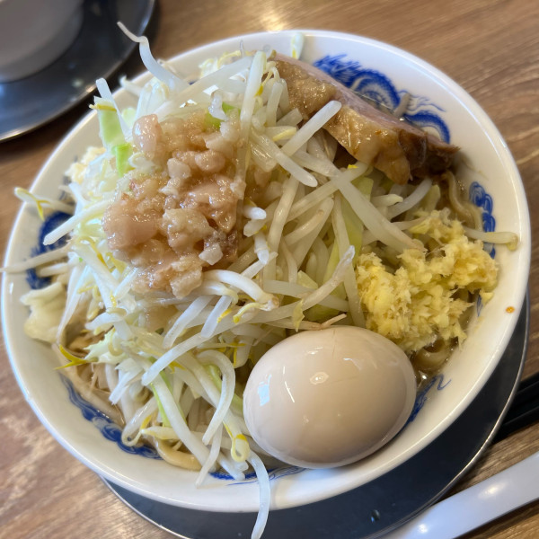 「味玉ラーメン大盛『コール』全増し」@ジャンクガレッジ 東大宮店の写真