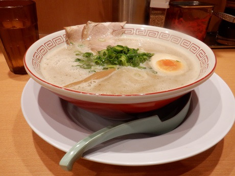 「だるまらーめん（バリカタ）」@だるま大使 無限 下北沢駅前店の写真