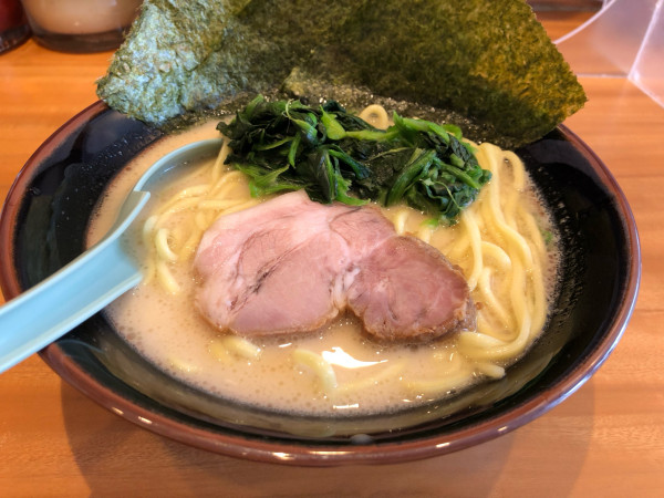 「塩ラーメン」@横浜家系ラーメン 中野家 東長崎店の写真