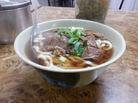 「牛肉麵　小」@富宏牛肉麺の写真