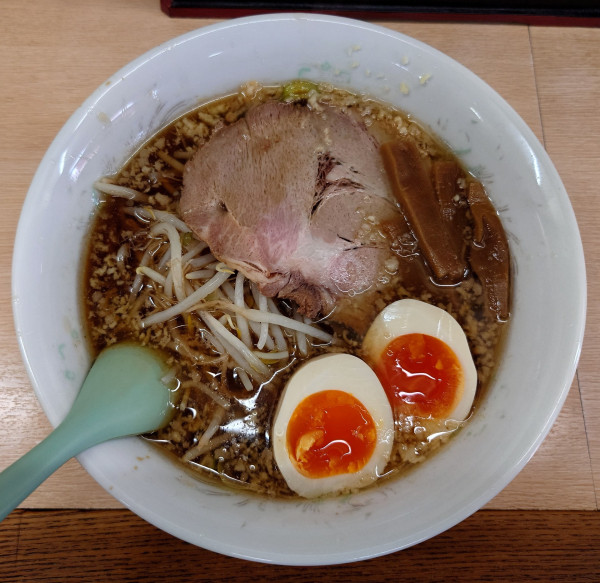 「ニンニクラーメン+味玉(770円)」@らーめん らんぶるの写真