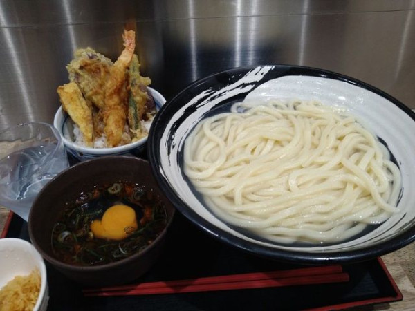 「釜揚げつけ汁うどん」@つくもうどん 塩小路本店の写真