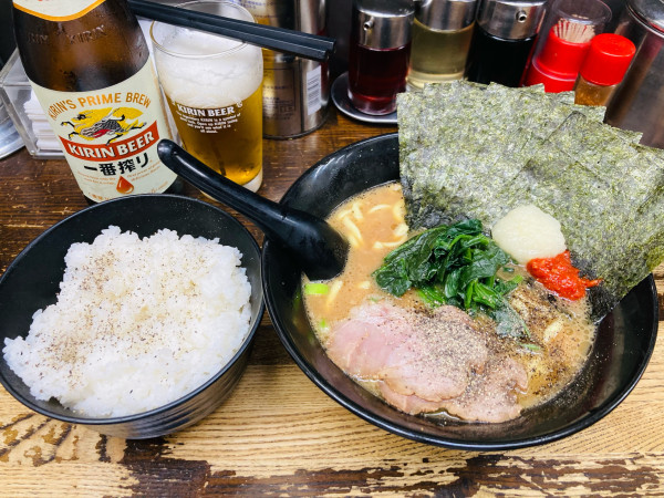 「ラーメン並、海苔、大ライス、おビール」@せい家 仙川店の写真