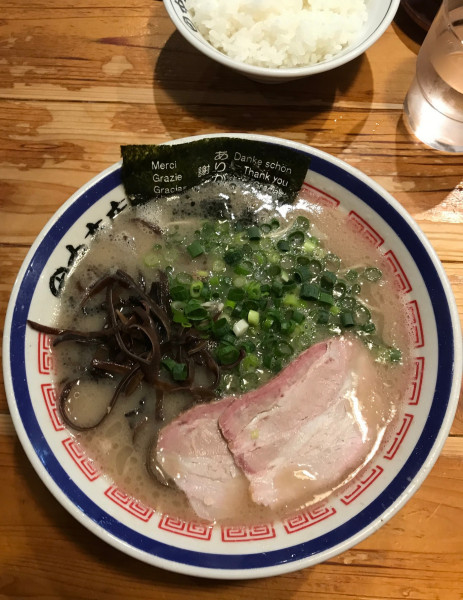 「ラーメンとごはん」@博多長浜らーめん 田中商店の写真