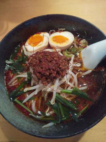「台湾ラーメン（味玉付き）」@ニューえぞラーメン 犬山店の写真