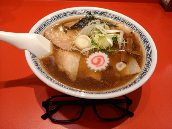 「中華そば並(お土産生麺LINEクーポン)」@醤油ラーメンなら ミカド製麺直売所の写真