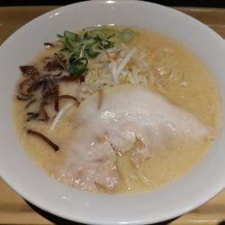 POPUPラーメン 麺屋うるとら