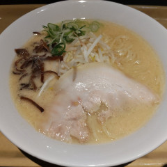 POPUPラーメン 麺屋うるとらの画像