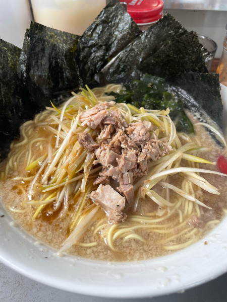 「ネギラーメン中　のり5枚　半ライス」@ラーメンショップ 122号騎西店の写真
