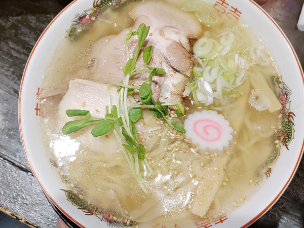 「淡麗塩ラーメン」@麺酒場 丸勝の写真