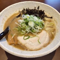 濃厚煮干そば（￥890）