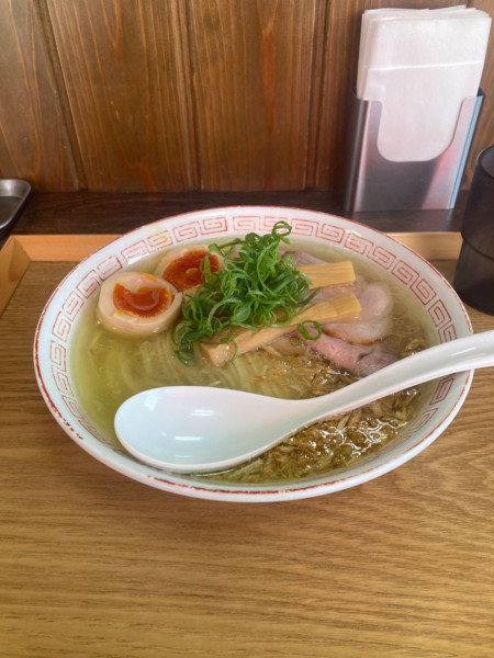 「味玉塩らぁ麺　950円」@らぁ麺 大金星の写真