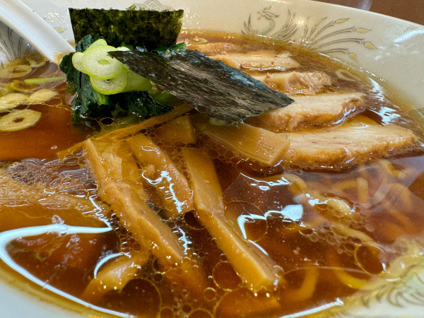 「中華そば＋チャーシュー」@中華そば辻の写真