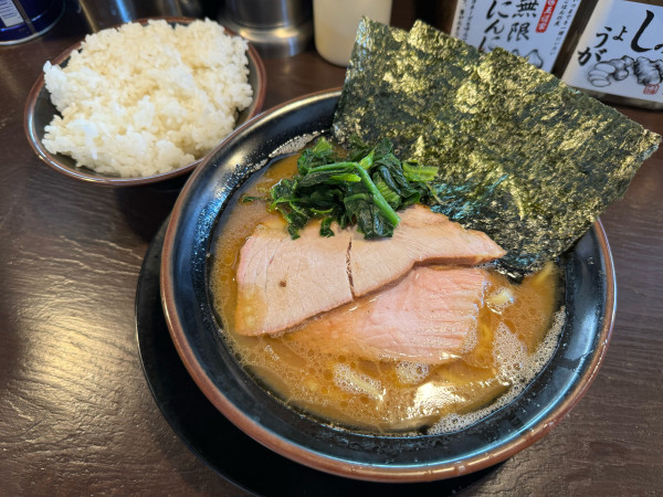 「ラーメン　880円」@西池袋 皇綱家 三鷹大沢店の写真
