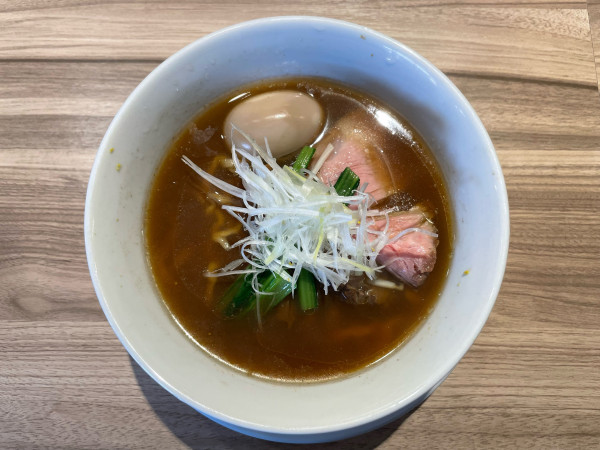 「中華そば(¥900) 半熟煮卵(¥120)」@麺や 豊の写真