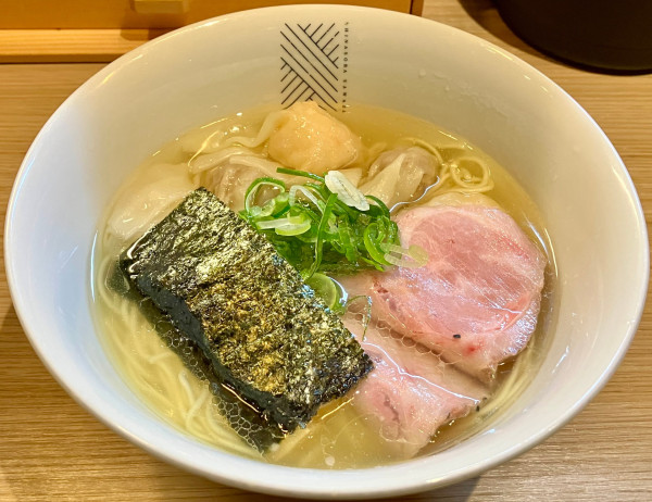 「白･二種のワンタン麺」@支那蕎麦 澤田の写真