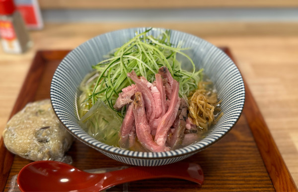 「冷がけ中華そば（塩）¥1200、牡蠣めし¥100」@キッチンきらくの写真