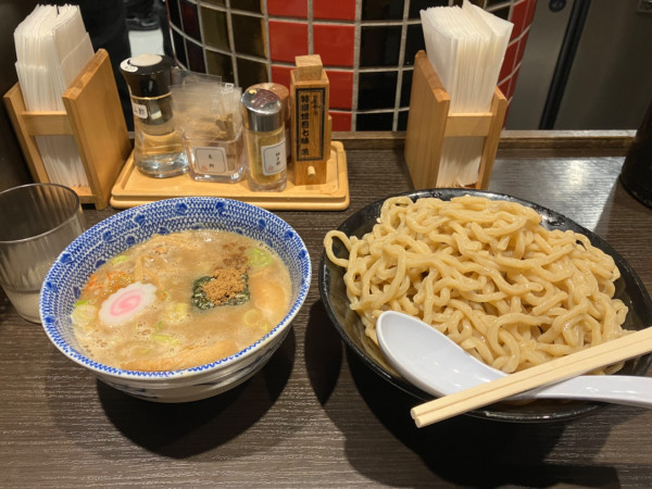 「つけめん大＋辛味」@六厘舎 上野店の写真