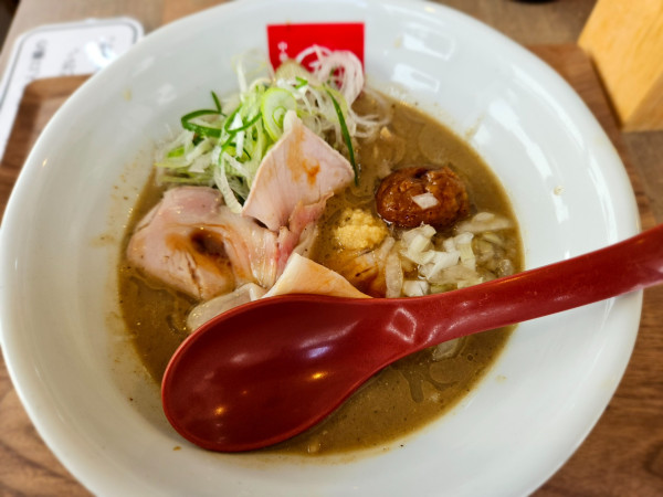 「煮干ラーメン」@中華盛そば ◯三亭の写真