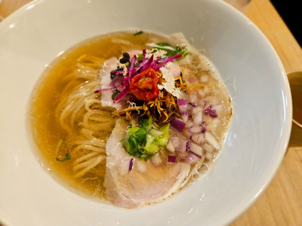 「中華そば塩」@中華そば 麦の星の写真