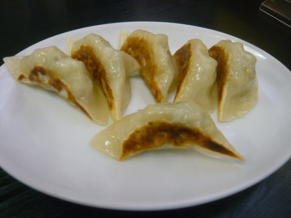 「餃子」@宝来屋の写真