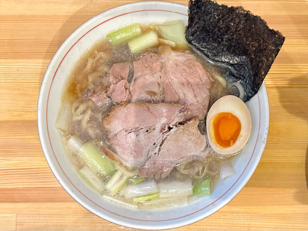 「★中華そば(並)🍜¥1,300」@中華そば 葉山の写真