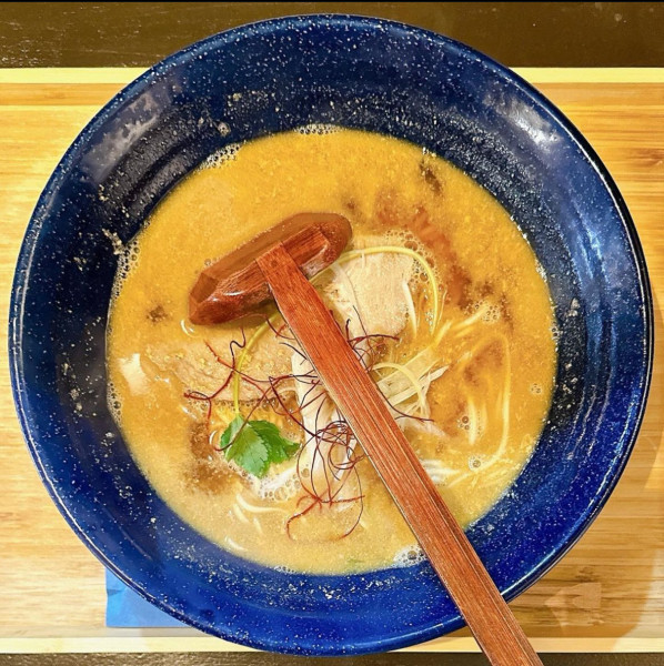 「魚介醤油するめいかラーメン」@和風魚介出汁創作麺処 後関の写真