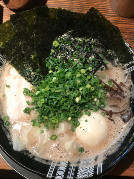 「特製ラーメン」@博多一双 博多駅東本店の写真
