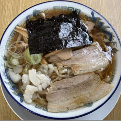 中華そば小盛（身入り：800円）