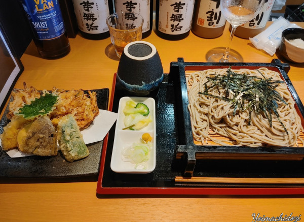 「野菜天ざるそば（1,390円）」@繁蔵 田麦そばの写真