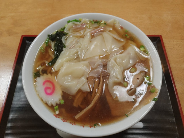 「ワンタンメン　750円」@ハトヤ分店の写真