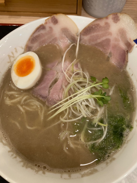 「煮干しラーメン」@塩ラーメン 仁屋の写真
