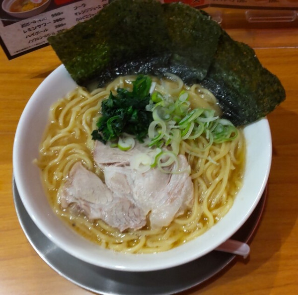 「家系ラーメン大910円」@家系ラーメン ぬーぼう 中山町店の写真