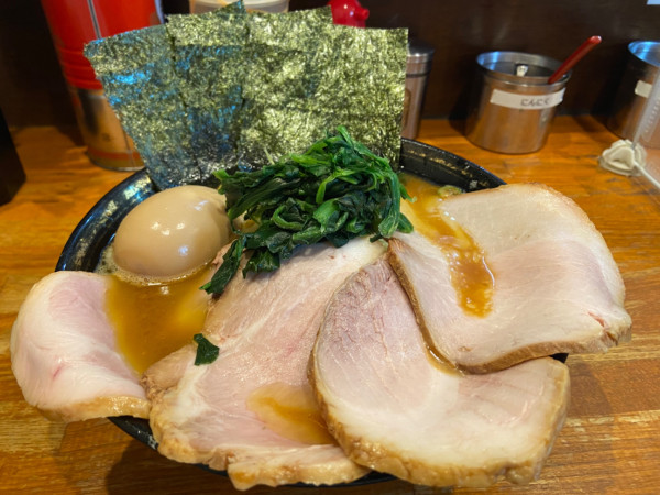 「大盛チャーシューメン＋味付玉子」@末廣家の写真