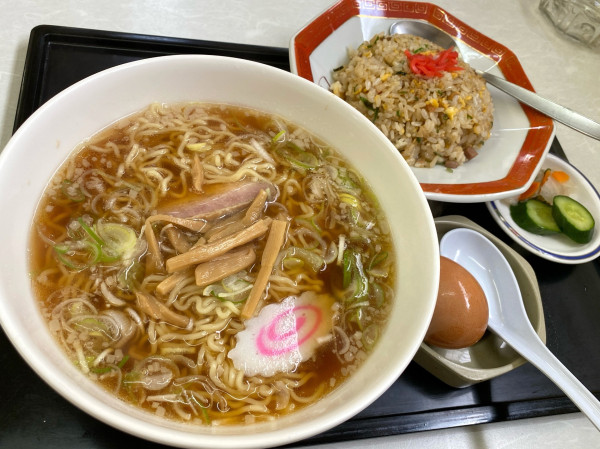 「１ 半チャーハン ラーメン 700円」@ラーメン専科 末広の写真